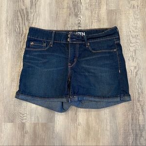Levi's Denizen Cuffed Jean Shorts Size 4